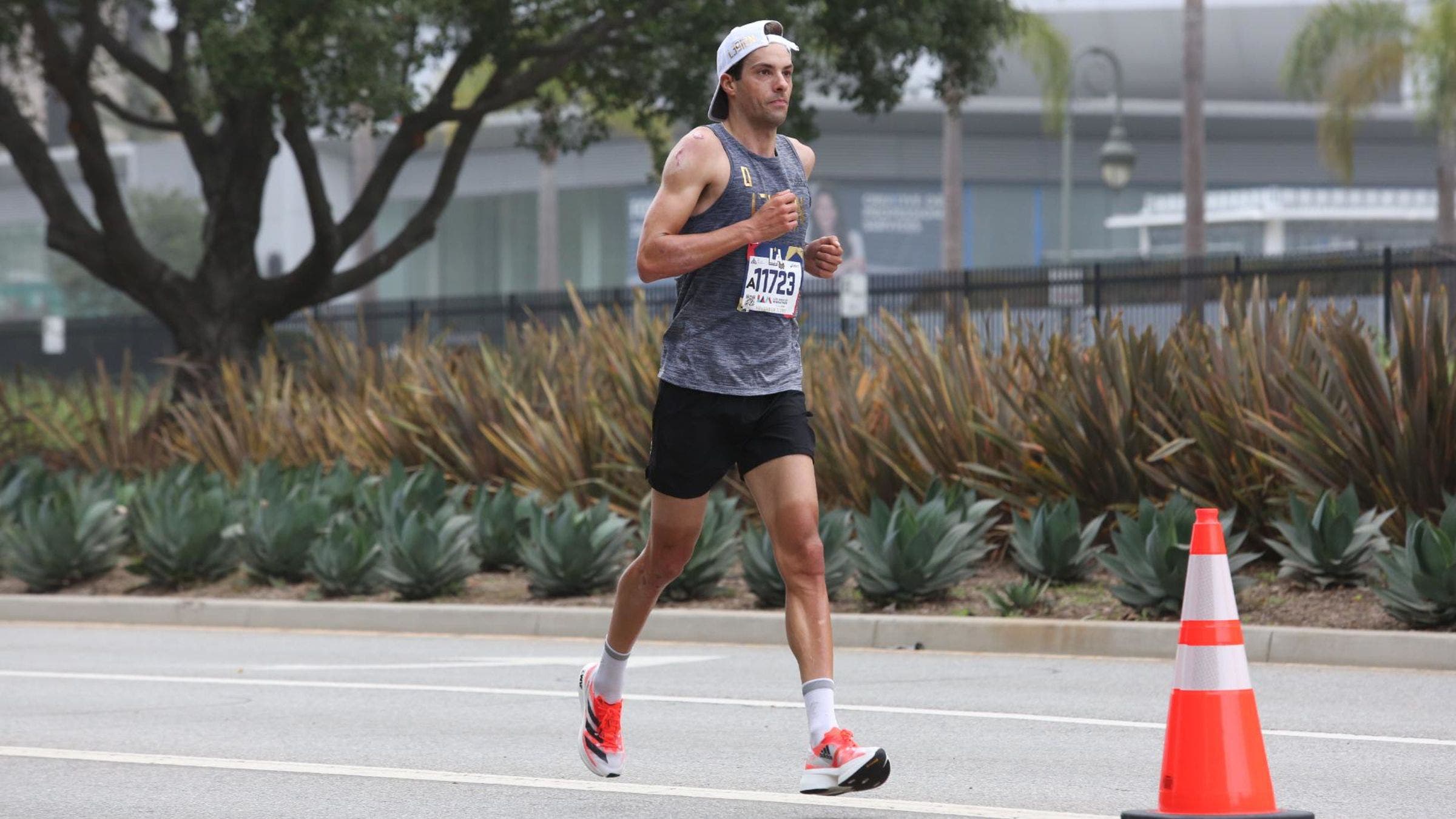 Pro cyclist Freddy Ovett finished his marathon debut last fall at the 2021 Los Angeles Marathon with a time of 2:48:55, despite not doing any running leading up to the race.